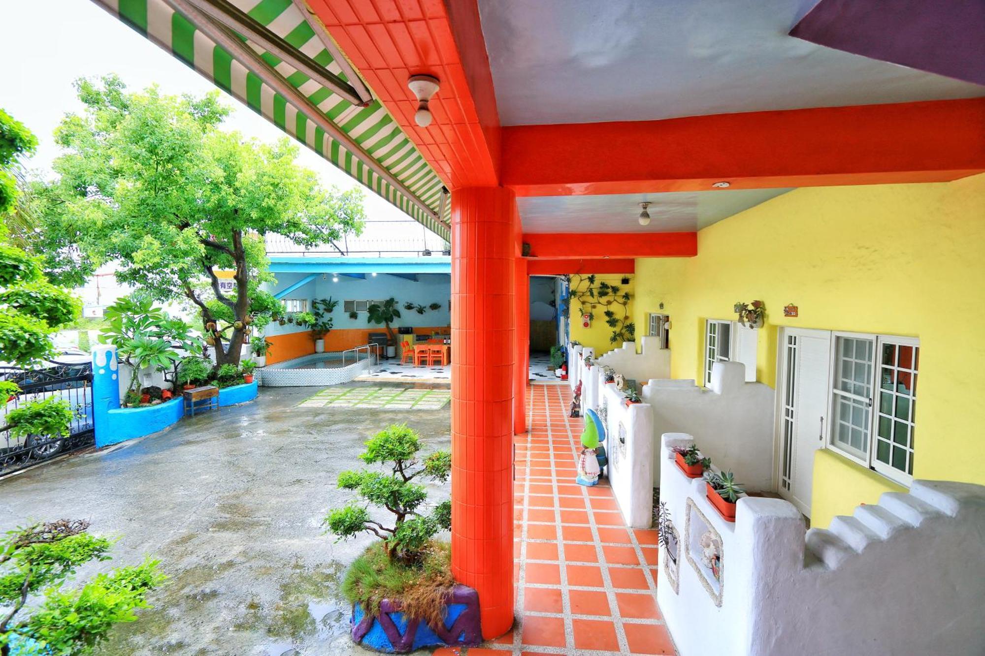 Fumigate Hotel Hengchun Exterior photo