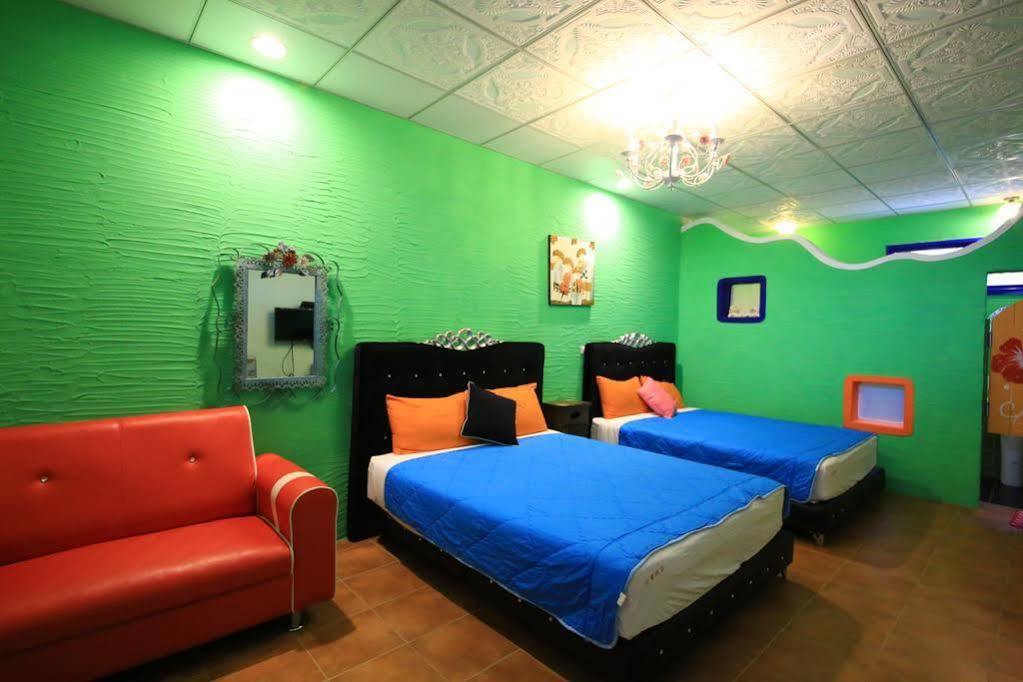 Fumigate Hotel Hengchun Exterior photo